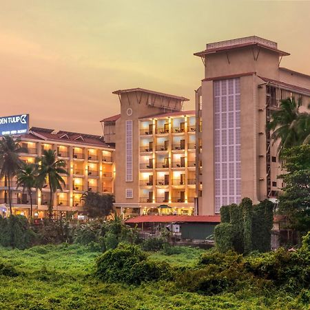 Golden Tulip Candolim, Goa Extérieur photo