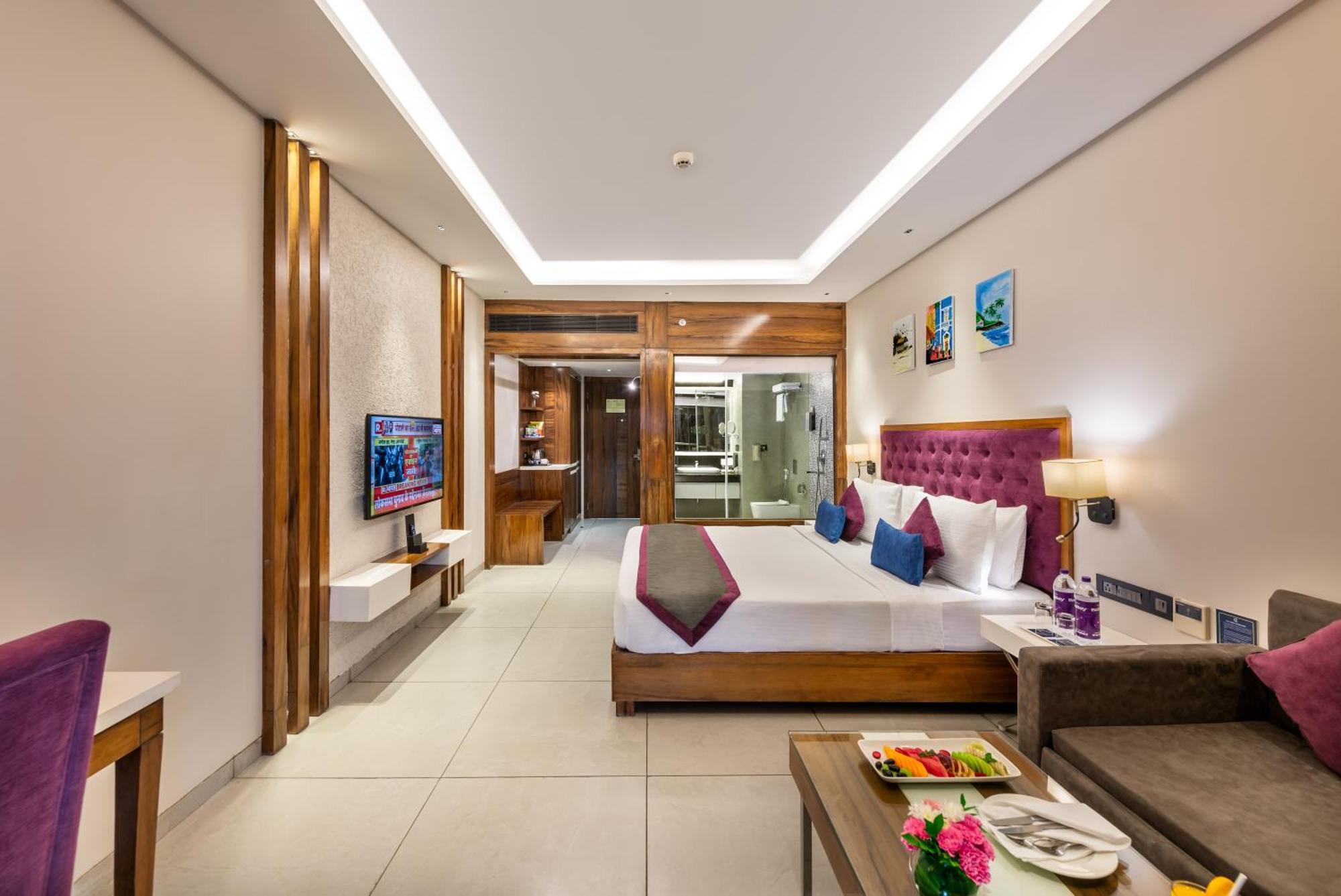 Golden Tulip Candolim, Goa Extérieur photo