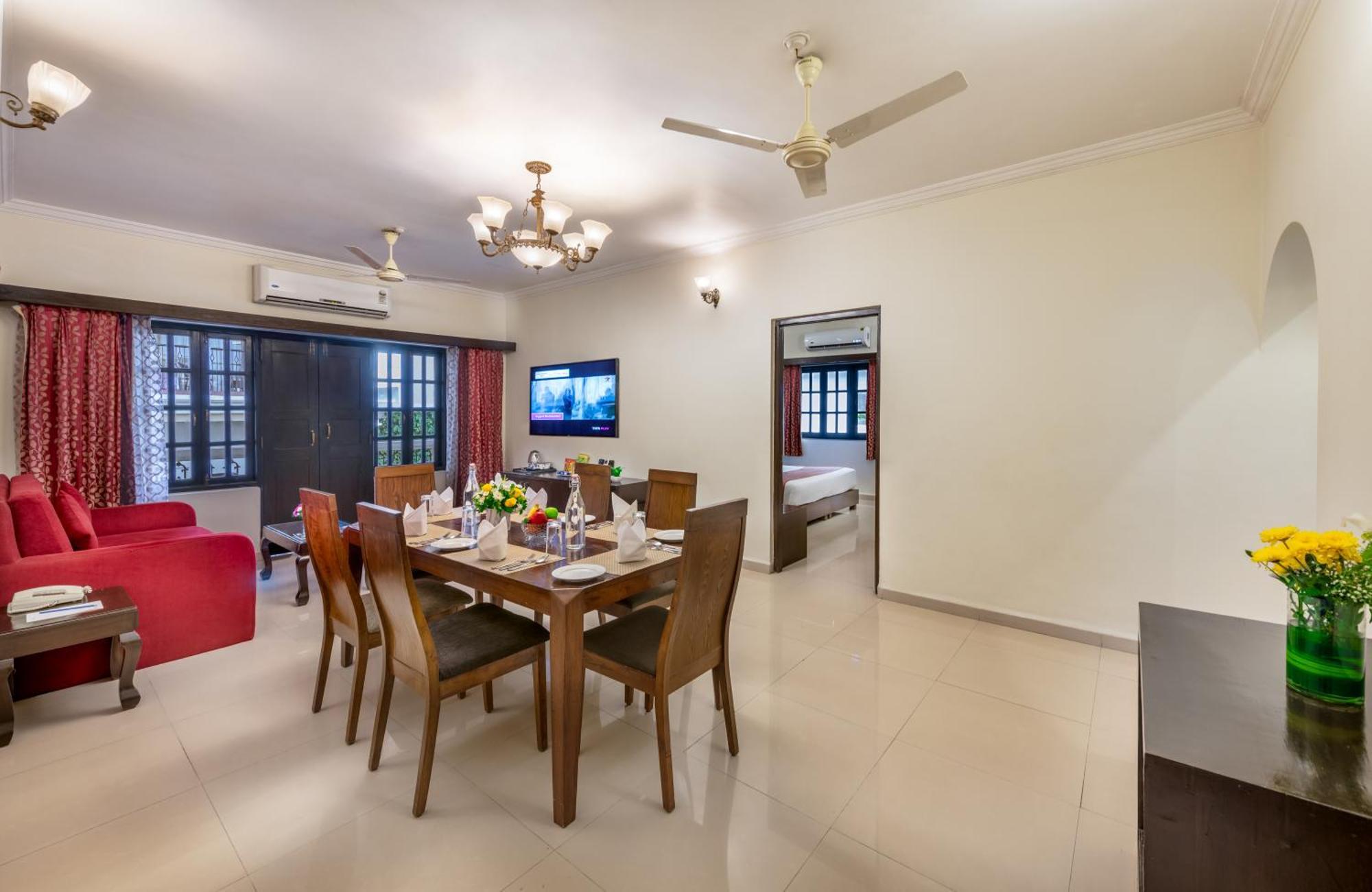 Golden Tulip Candolim, Goa Extérieur photo