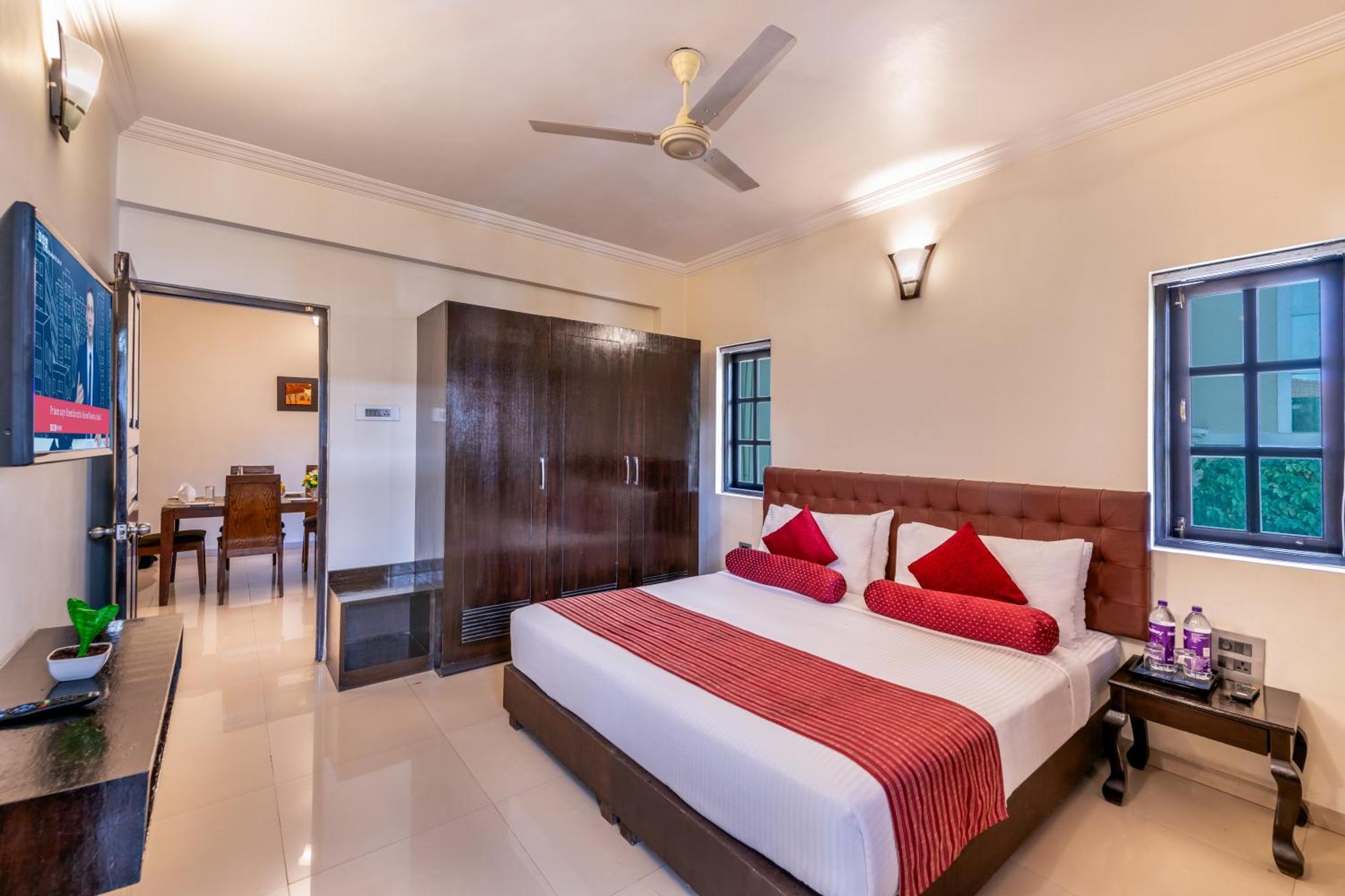 Golden Tulip Candolim, Goa Extérieur photo